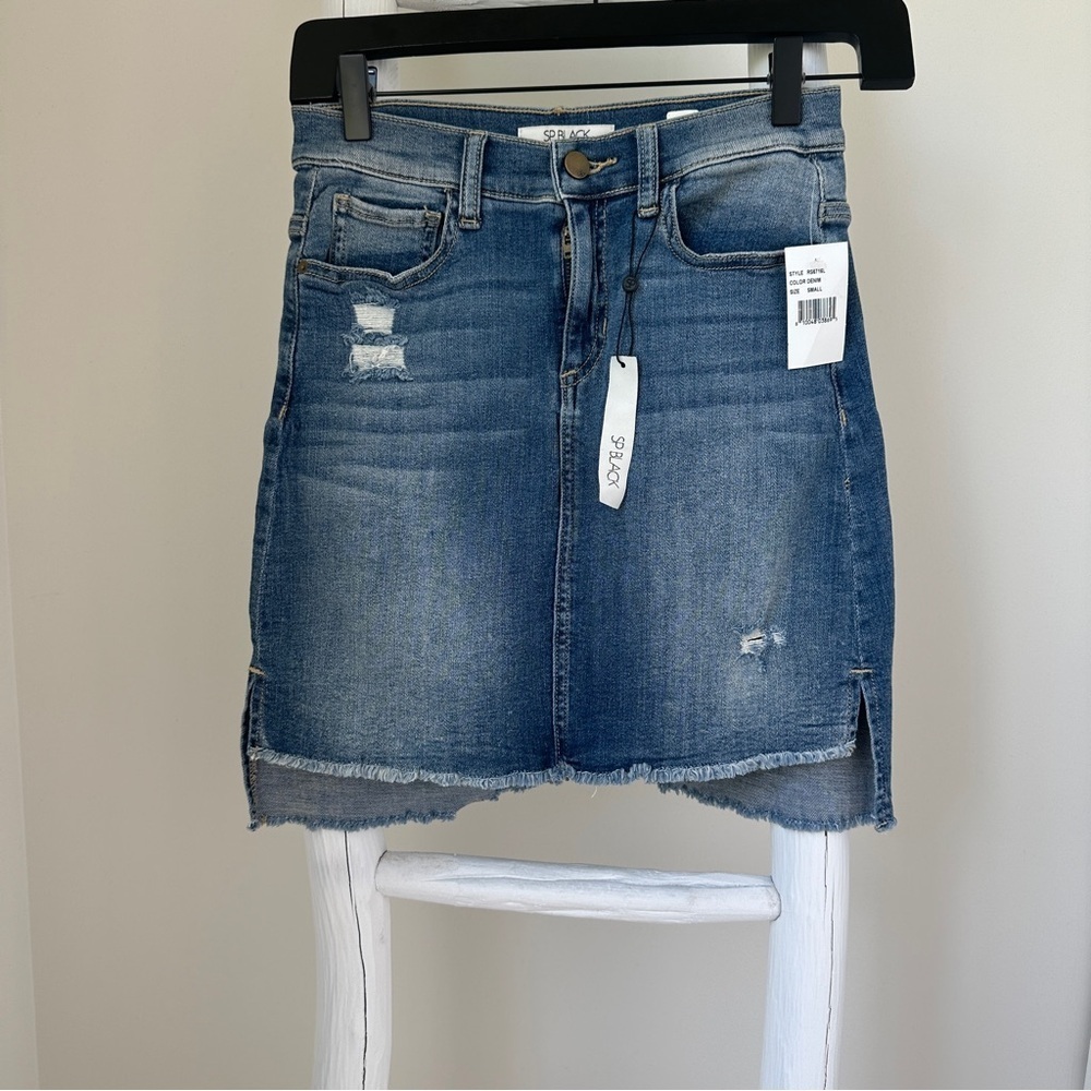 SP Black Label Casual Pencil Mini Denim Skirt with Frayed Edge Size Small